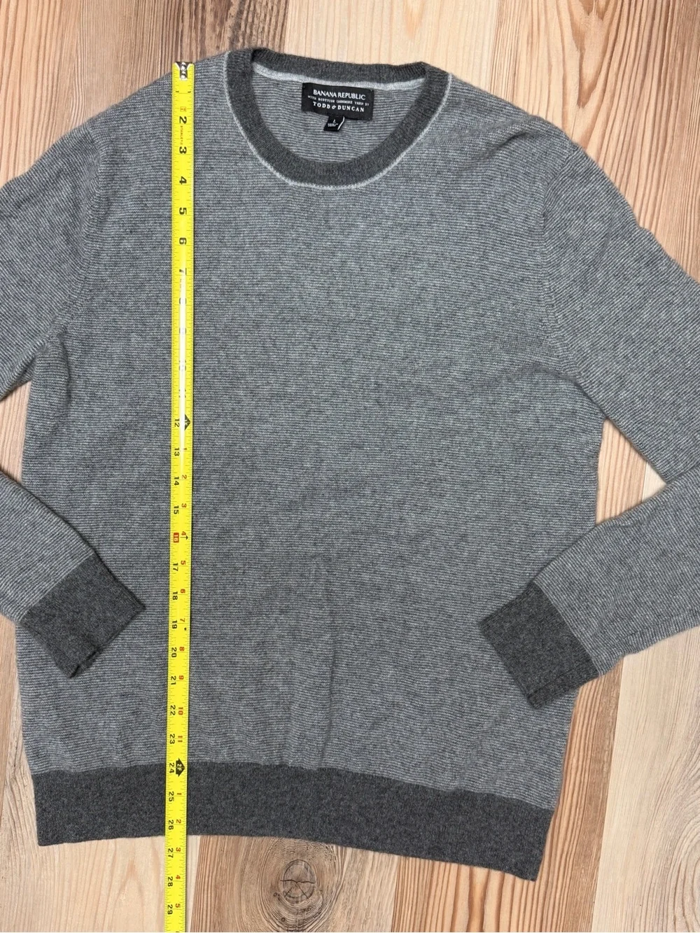Banana Republic Todd & Duncan 100% Cashmere Sweater Gray Knit Size L